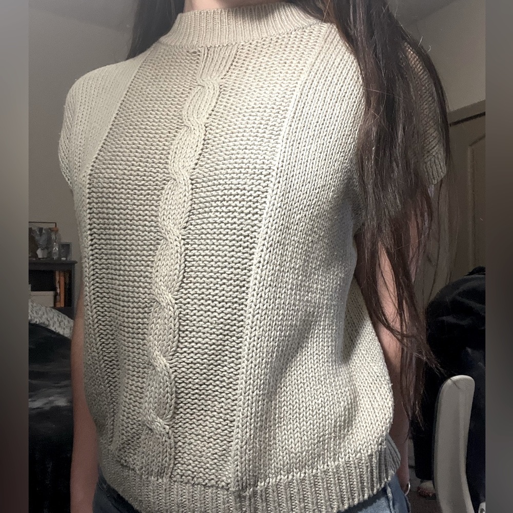 Memphis Jones women’s sweater small